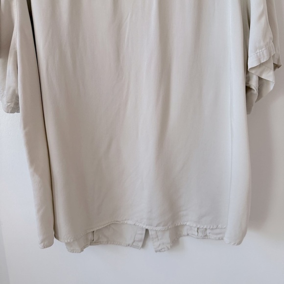 Her Universe Indiana Jones Expedition Woven Button-Up Cosplay - Picture 13 of 14